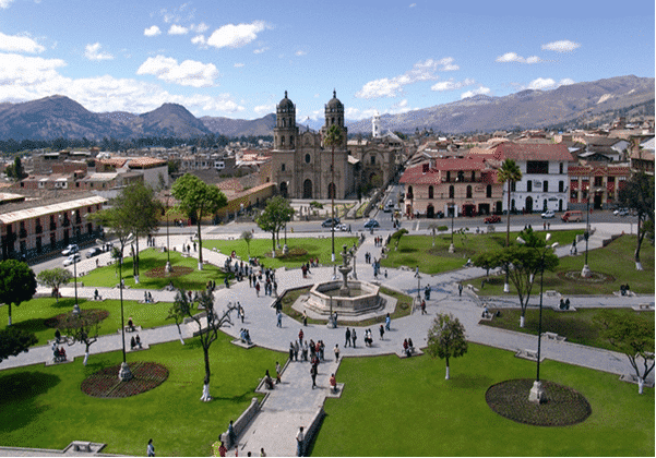 Plaza de Armas, Cajamarca, Nord du Pérou
