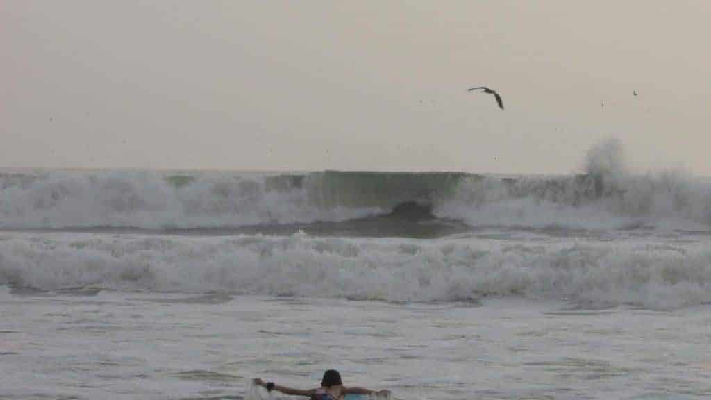 surf in Wakama