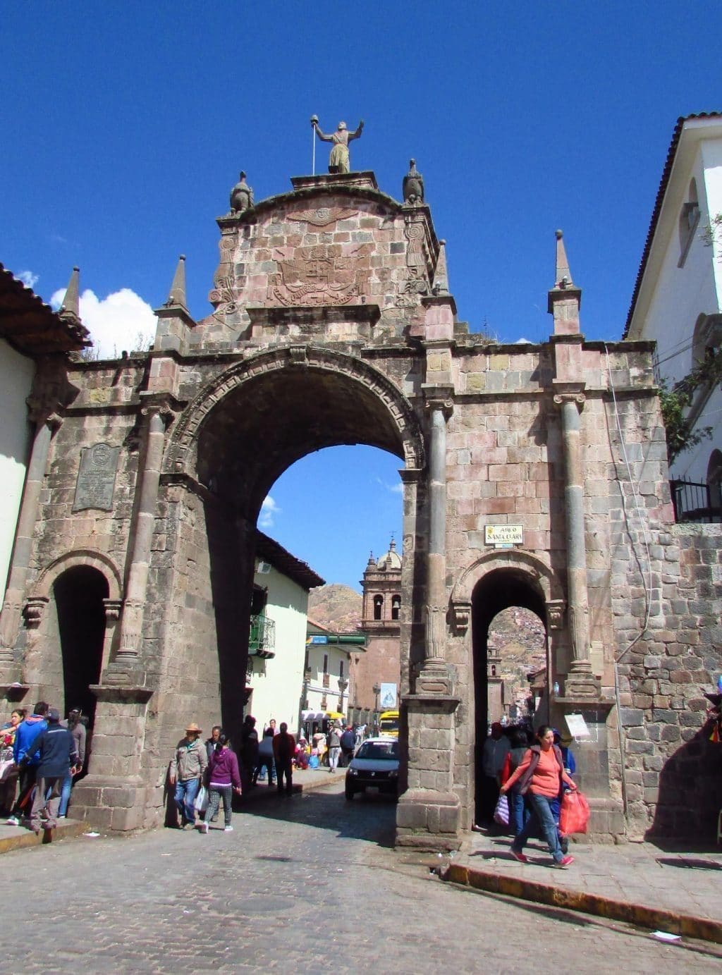 Puerta Santa Clara Cusco