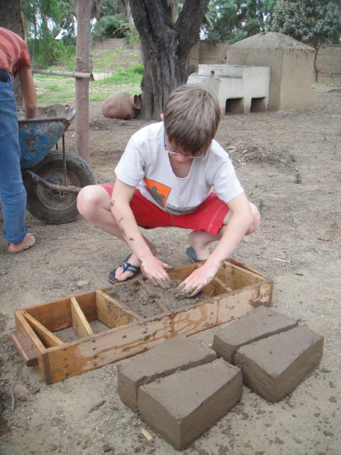 Construction with adobe