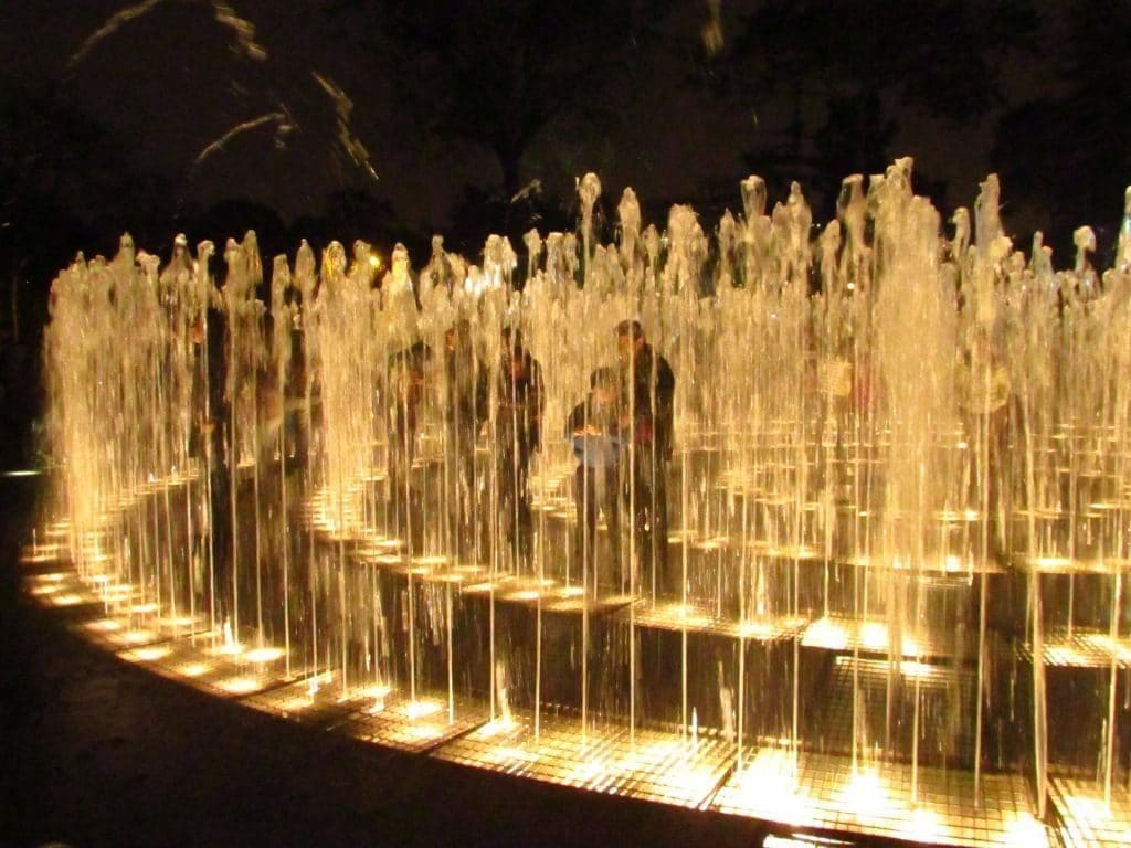 Fontaine eaux Lima