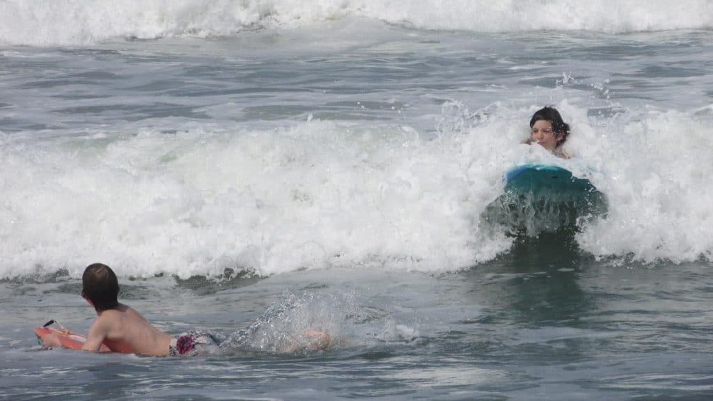 surf in wakama beach