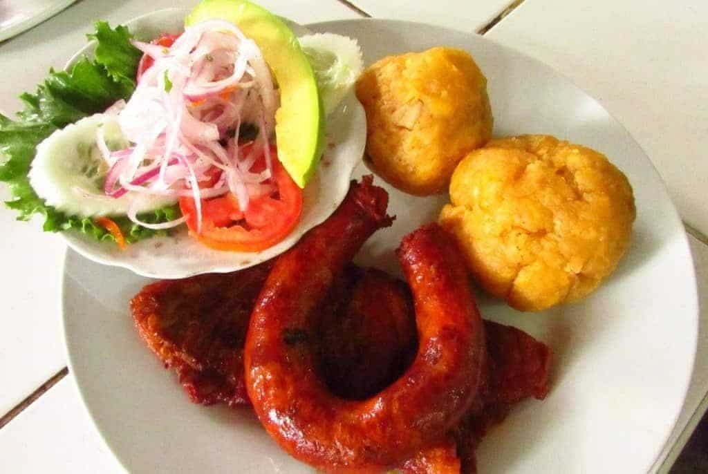 Tacacho, spécialité de la jungle